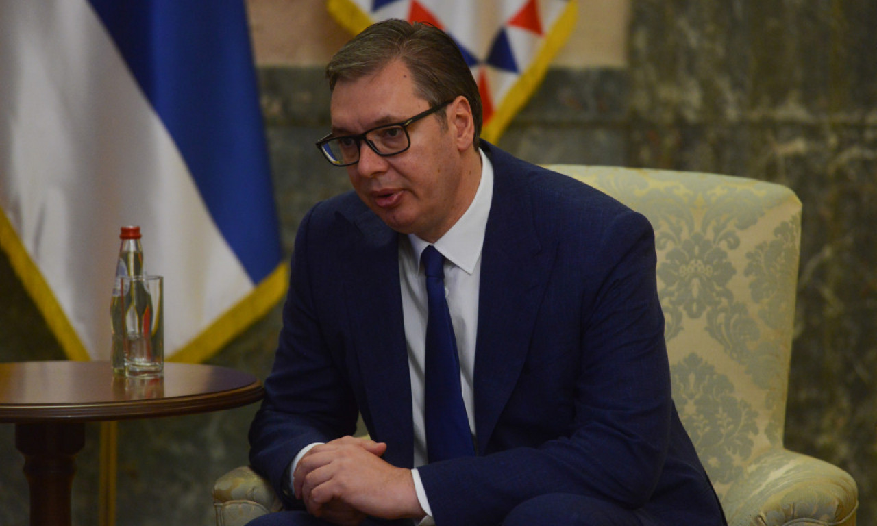 VUČIĆ U BRISELU: Predsednik Srbije otkrio o čemu je razgovarao sa LAJČAKOM