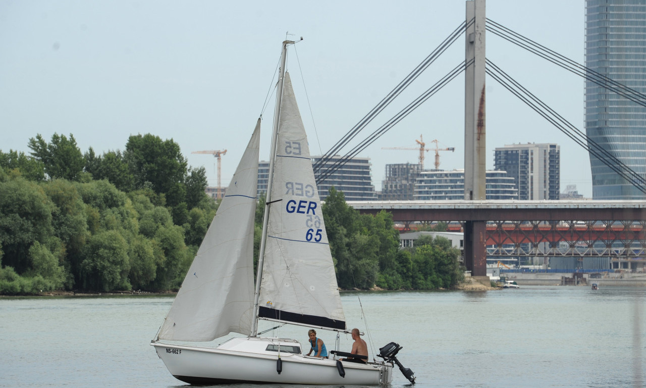 Kafica na starinski način, zanati... Svetski dan TURIZMA na Adi Ciganliji