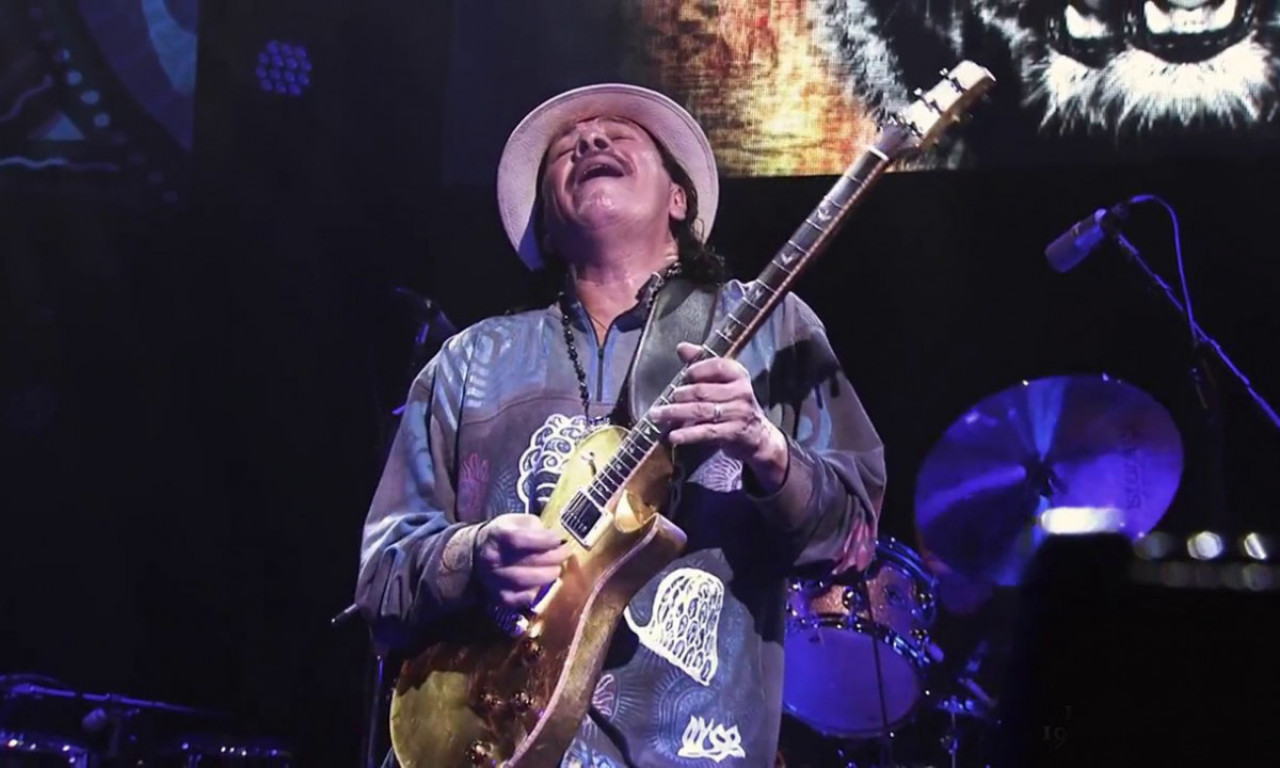 Karlos Santana se srušio na bini usred koncerta - fanovi se mole za zdravlje slavnog gitariste