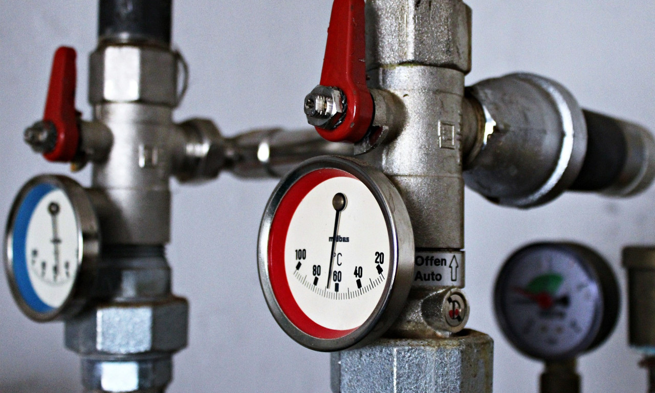 DRUGO POSKUPLJEUJE GASA od novembra, Bajatović kaže BIĆE DO 10%