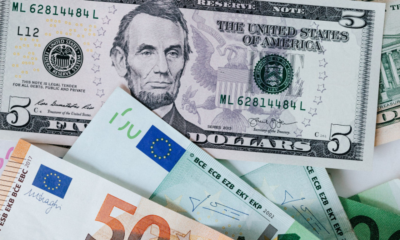 Nova ekonomija: Jačanje dolara može da poveća javni dug Srbije za 580 miliona evra