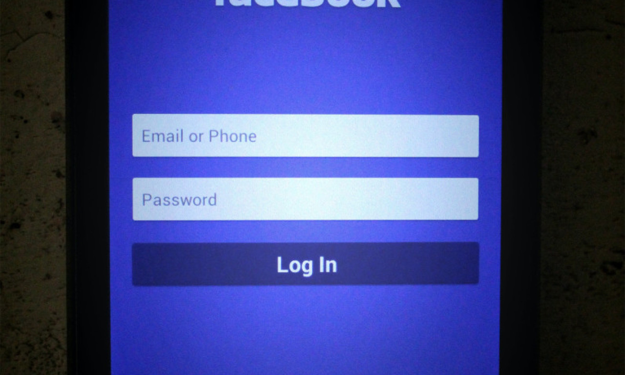 MILION korisnika UGROŽENO: Facebook UPOZORAVA na APLIKACIJE koje KRADU LOZINKE