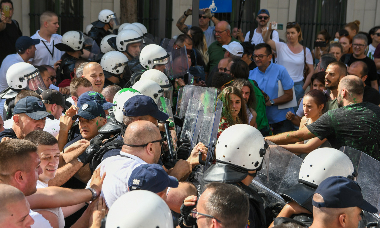 SUKOB GRAĐANA I POLICIJE - protest i incidenti uoči usvajanja GUP u Novom Sadu