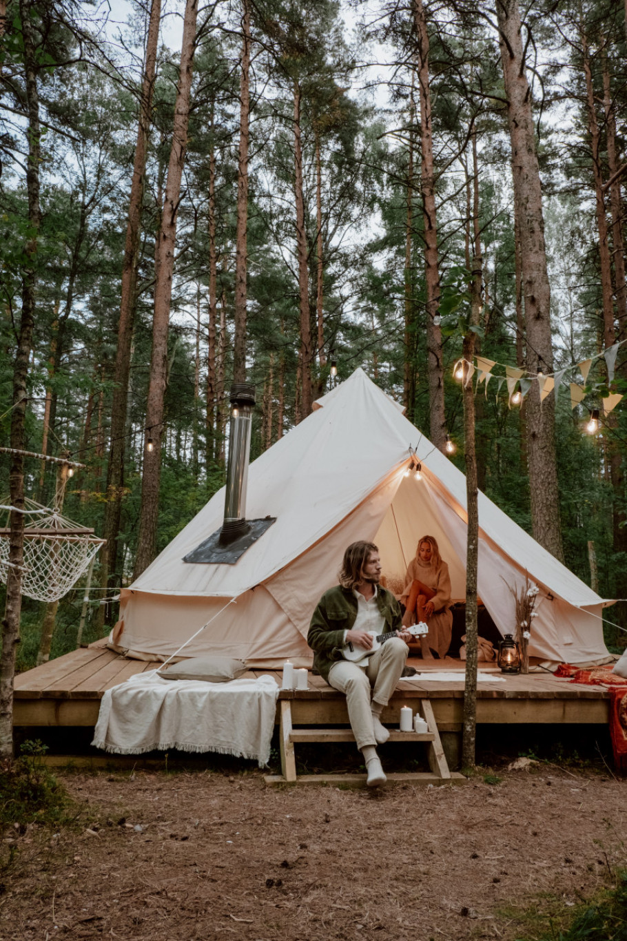 Par u šatoru