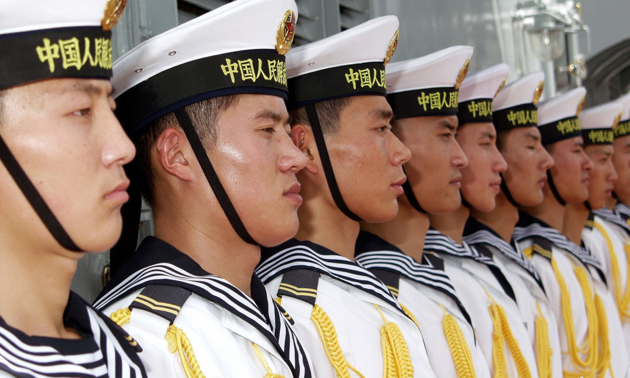 Nisu više tako MIROLJUBIVI - Amerikanci cvikaju od kineske vojske