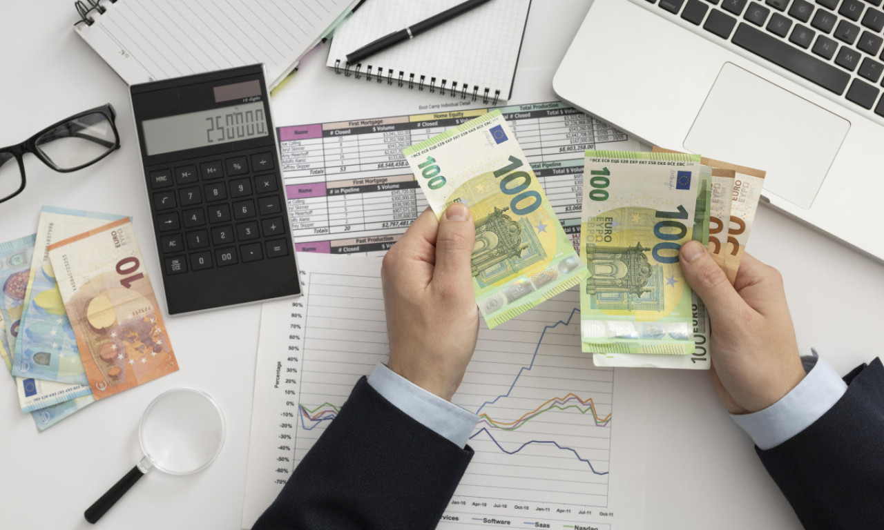 DA LI ĆE DOĆI DO DRASTIČNE PROMENE U RATAMA KREDITA U SRBIJI? Stigao odgovor nakon skoka euribora
