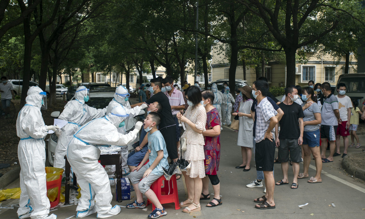 U Kini ponovo MERE ZBOG KORONE i zaključavanje, ima li tome kraja?