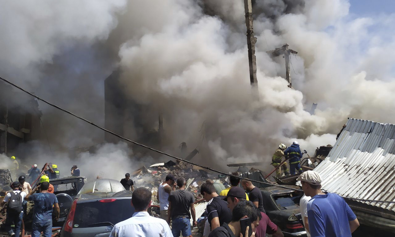 Najmanje jedna osoba poginula, više od 50 povređeno u EKSPLOZIJI u tržnom centru u Jerevanu