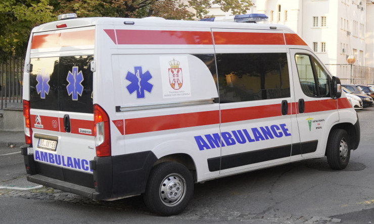 Dve devojčice povređene u udesu kod Dušanovca, hitno prevezene u Tiršovu