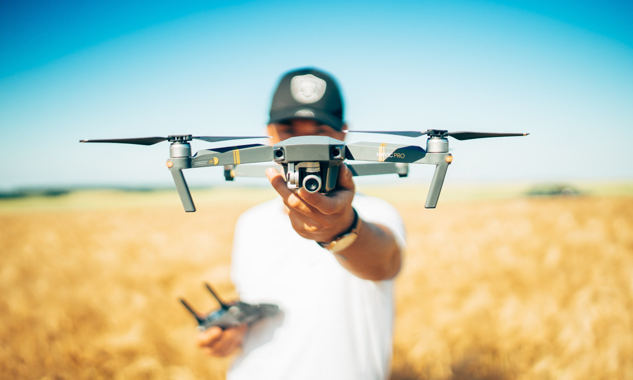 NOVO PRAVILO ZA SVE KOJI IMAJU DRON! Od 29. oktobra stroge zabrane širom Srbije: Ovde ne smete da letite!