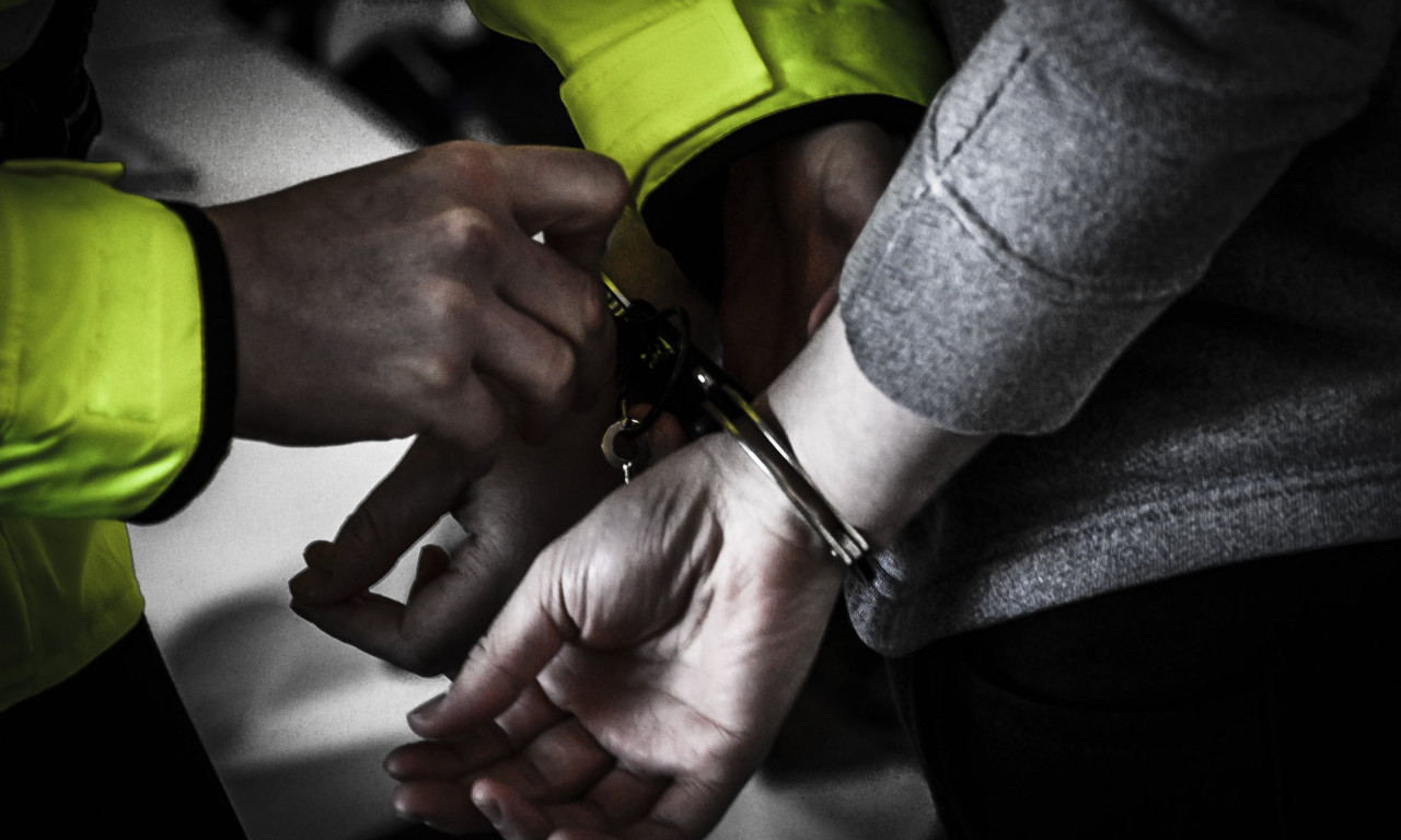 Uhapšena žena zbog dilovanja "spida" u Čačku