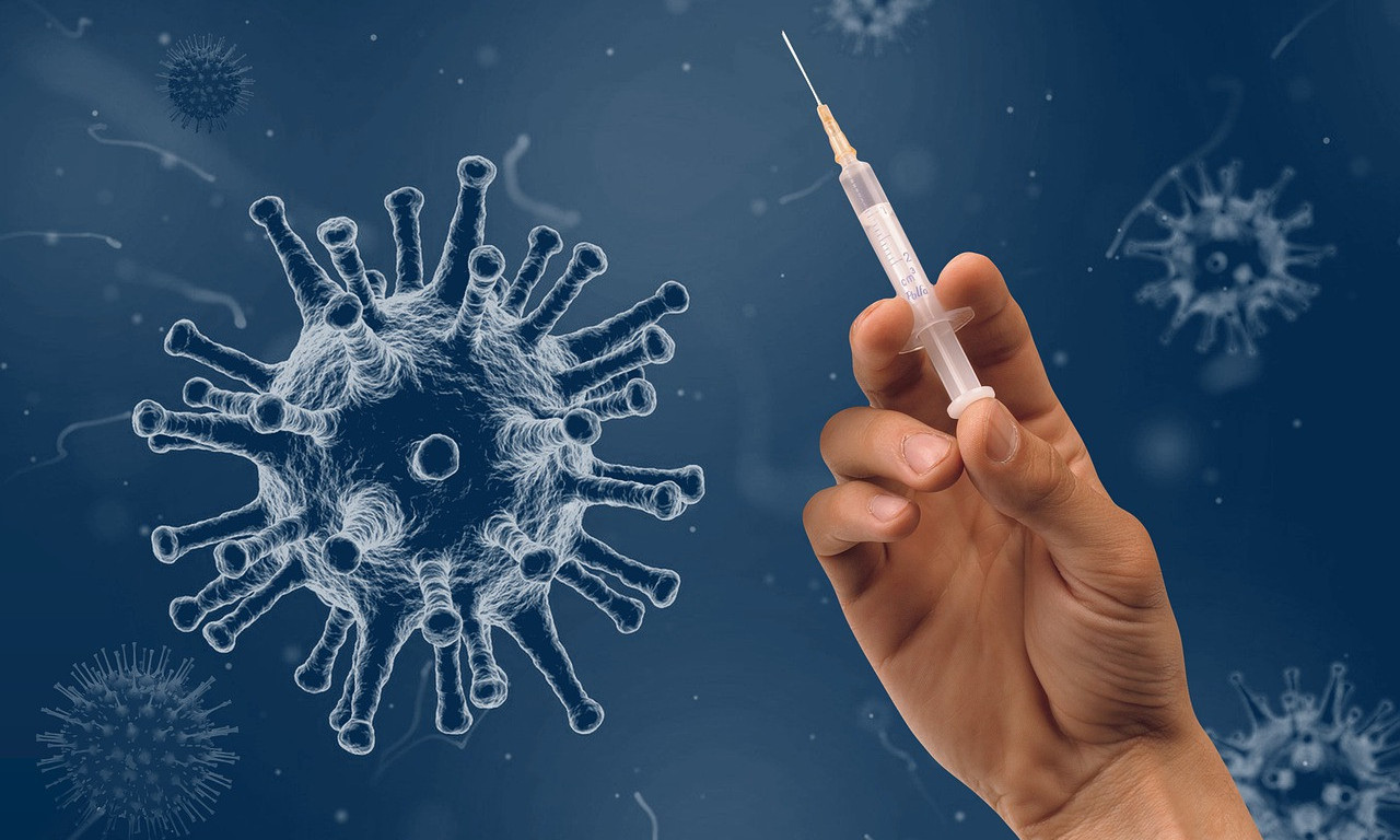 Počela VAKCINACIJA "Moderna" bivalentnom vakcinom: Evo ko treba da primi BUSTER DOZU