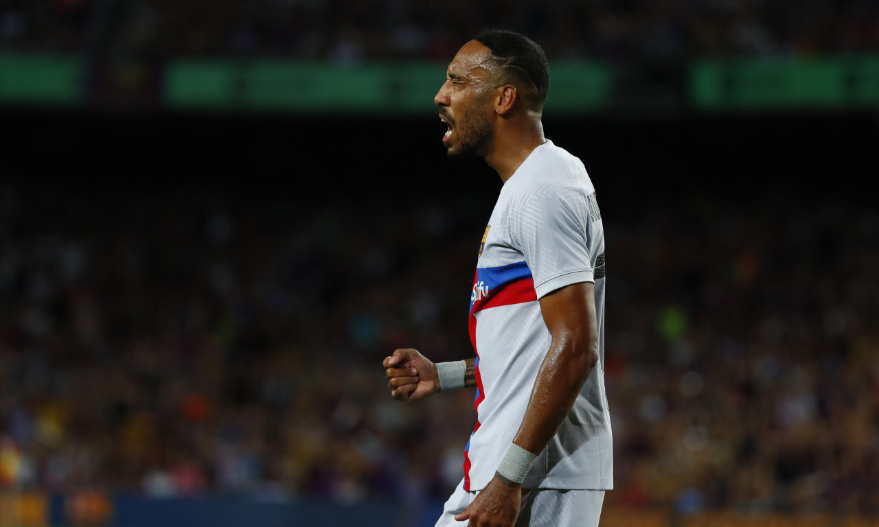 Obamejangu SLOMLJENA VILICA tokom oružane pljačke, policija sumnja na KOSOVSKE ALBANCE