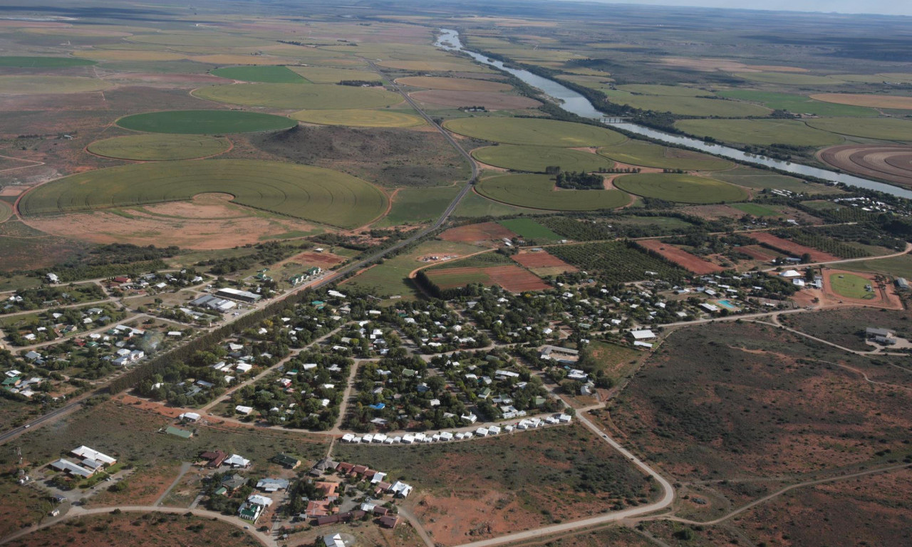 ORANIJA na prvi pogled deluje kao OBIČAN GRAD - ali je DALEKO OD TOGA