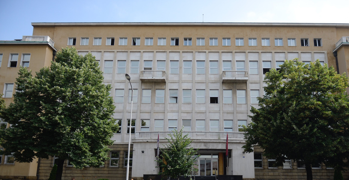 POGLEDAJTE SNIMAK POŽARA U ZGRADI SPECIJALNOG SUDA Evo koje kancelarije je zahvatila buktinja! (VIDEO)