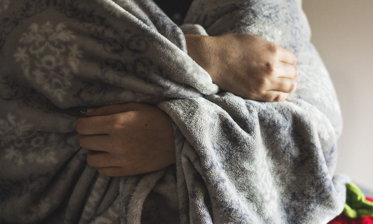 SRBIJU OKOVALI HLADNOĆA I KIŠA, NA PLANINAMA STIŽE I SNEG! Temperature padaju, a evo kada se očekuje preokret