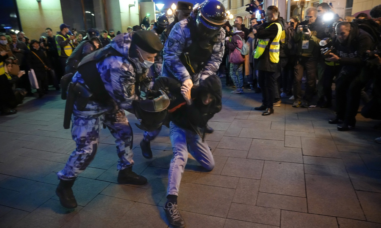 Putin NE PRAŠTA: Više od 1.300 ljudi UHAPŠENO na protestima protiv mobilizacije