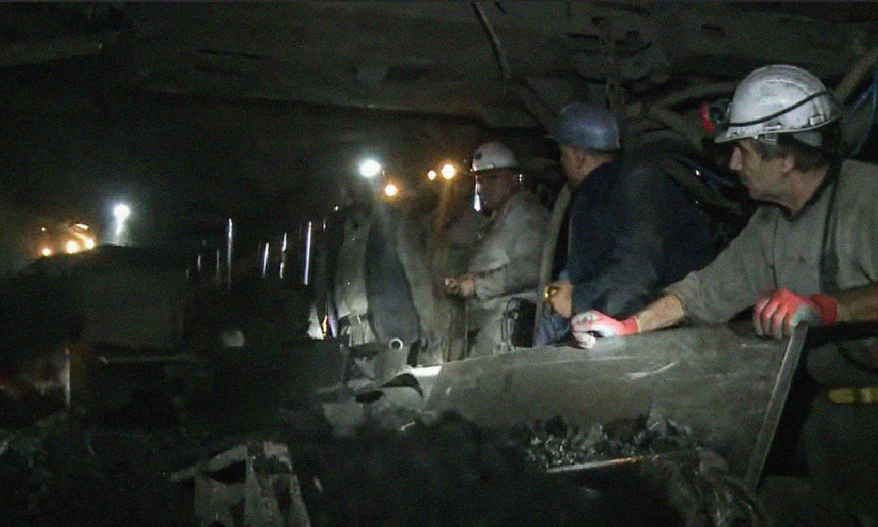 Federacija BIH: Posle štrajka u rudnicima UGLJA direktori požurili da KAŽU - novčana pomoć i za rudare