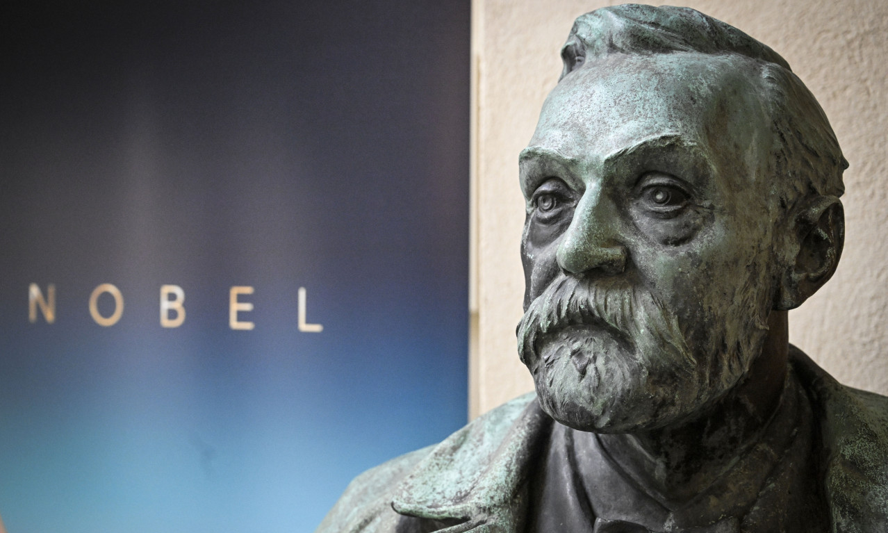 Nobelovu nagradu za hemiju dele troje naučnika