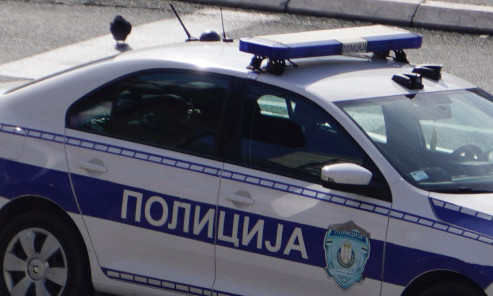 Kao u FILMU na ulicama Novog Sada: Više od 20 policijskih vozila JURILO vozača audija