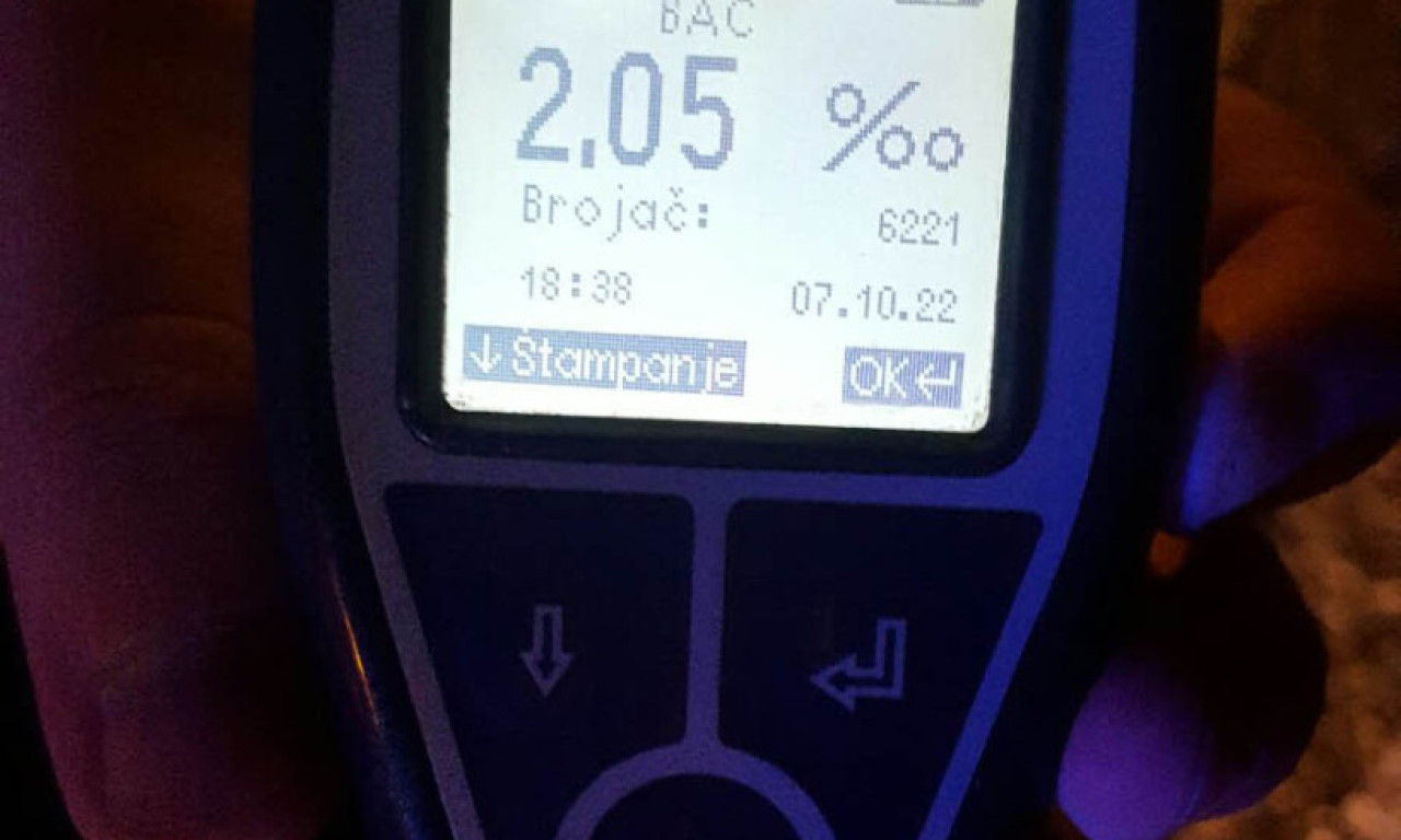 MRTAV pijan vozio PUTNIKE: Vozaču AUTOBUSA izmereno 2.55 promila ALKOHOLA U KRVI