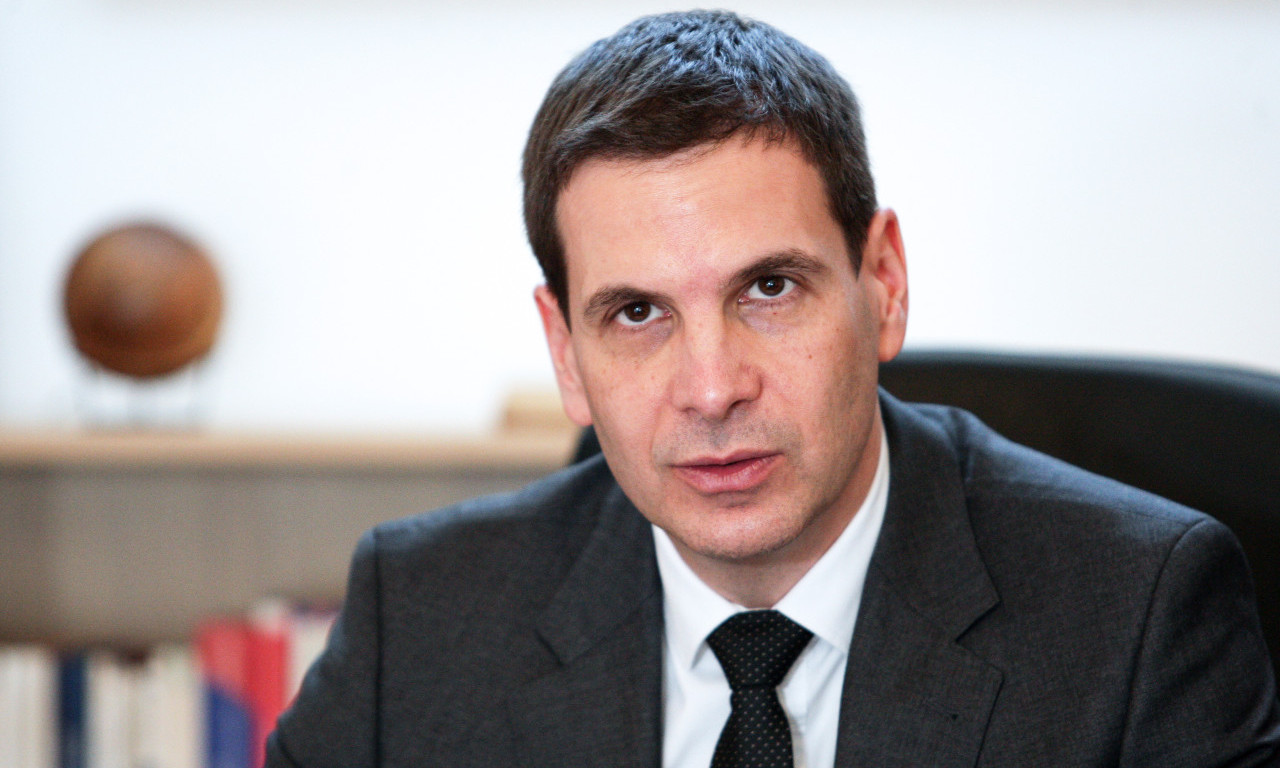 MILOŠ JOVANOVIĆ PODNOSI OSTAVKU NA MESTO PREDSEDNIKA NOVOG DSS: "Povlačim se sa javne scene"