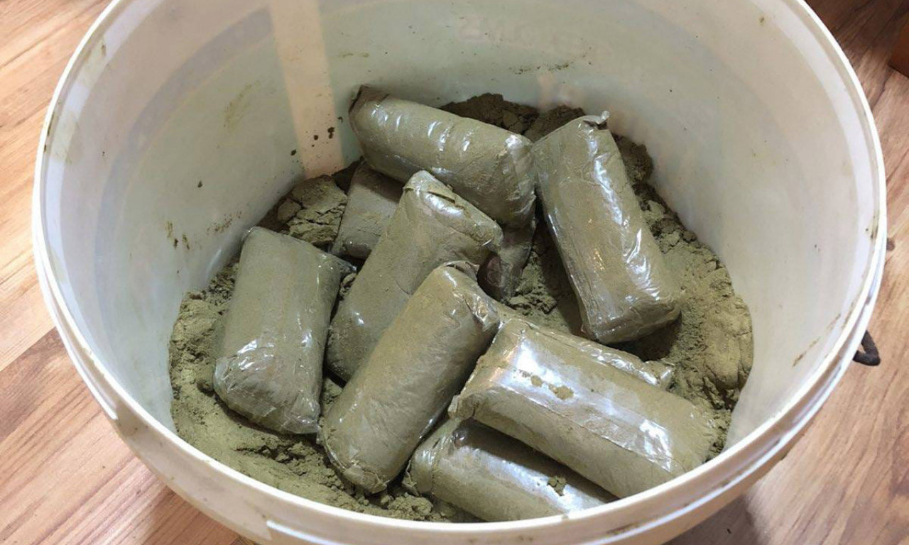UHAPŠEN narko-diler sa Zvezdare, pronađeno mu 6,5 kila DROGE