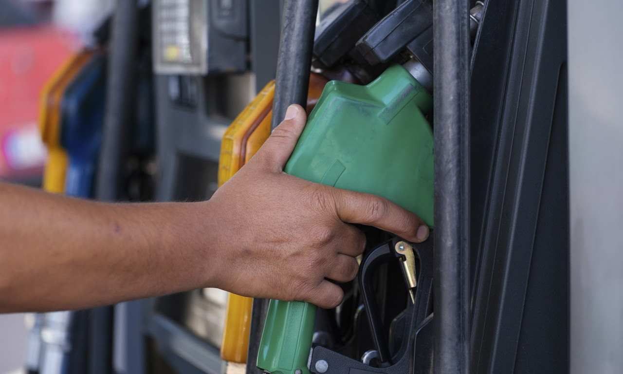 Cene GORIVA nepromenjene: Dizel i benzin SIPAMO po 197 i 168 dinara
