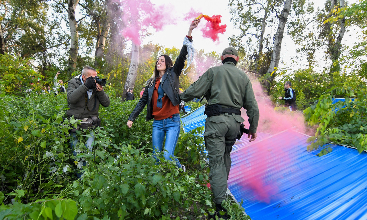 Građani Novog Sada NE ODUSTAJU: Na Šodrošu održan "KORDON PARTI" u znak protesta