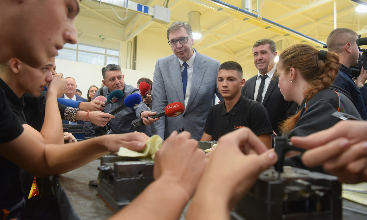 GRUNER dobio subvencije i otvorio novi pogon, Vučić: POVEĆAJTE PLATE radnicima
