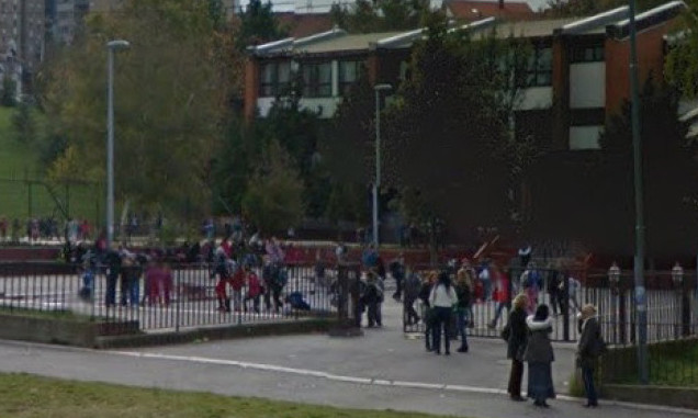 PREMINULA DEVOJČICA (14) ispred škole: Tragedija u MIRIJEVU