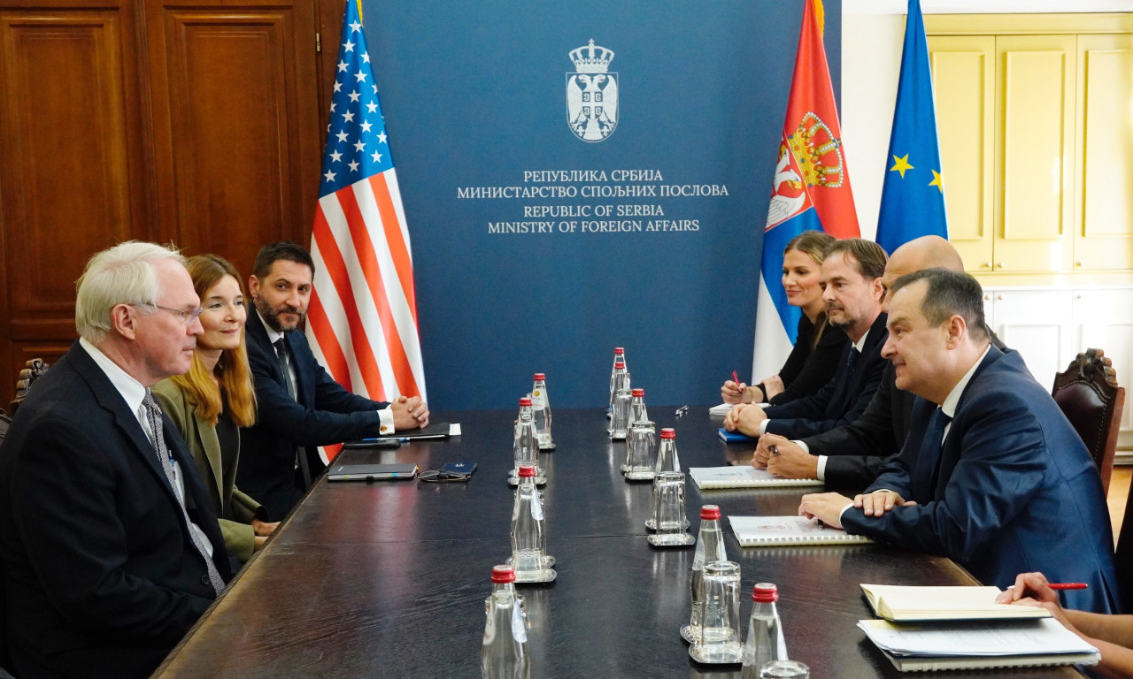 O čemu su RAZGOVARALI ministar Dačić i ambasador SAD Hil?