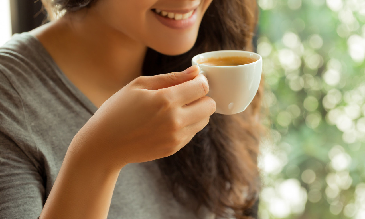 UN CAFFÈ, per favore... Kako se pravilno pije ESPRESSO – 10 pravila za POČETNIKE