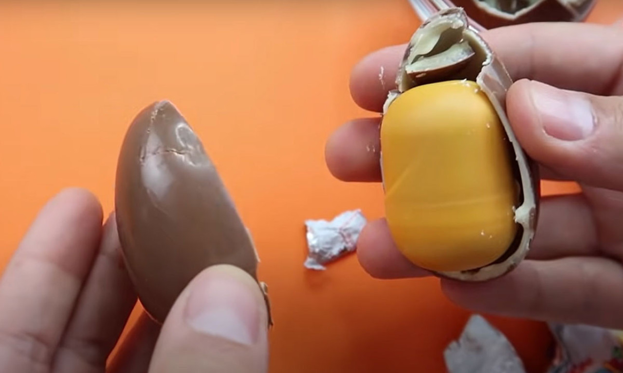 IMATE LI BAŠ OVU FIGURICU IZ KINDER JAJETA? Može vredeti skoro 9.000 dinara (VIDEO)