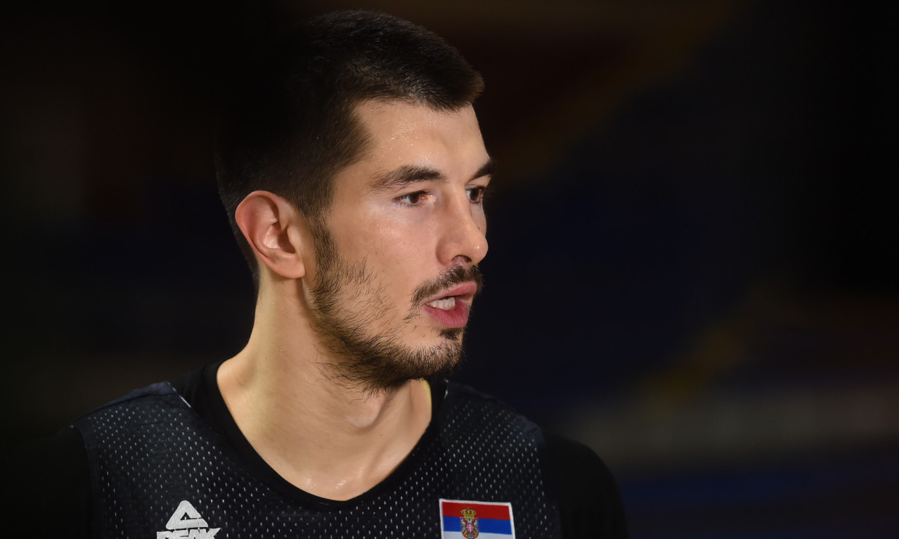 EMOTIVAN RASTANAK POSLE TITULE Ovako se Luka Mitrović oprostio od CSKA iz Moskve