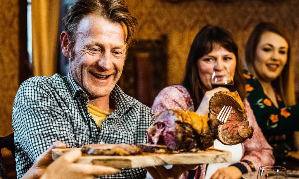 PREJEDANJE ZA PRAZNIKE je opasno, zbog jedne stvari mnogi ZAVRŠE U BOLNICI: Evo šta LEKARI SAVETUJU