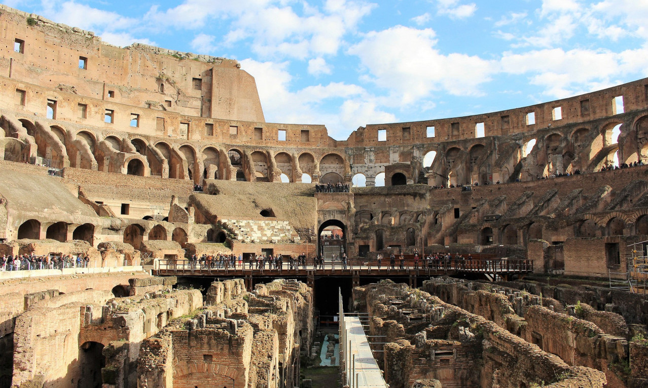 Arheolozi otkrili ŠTA SU GRICKALI gledaoci GLADIJATORSKIH BORBI u rimskom Koloseumu