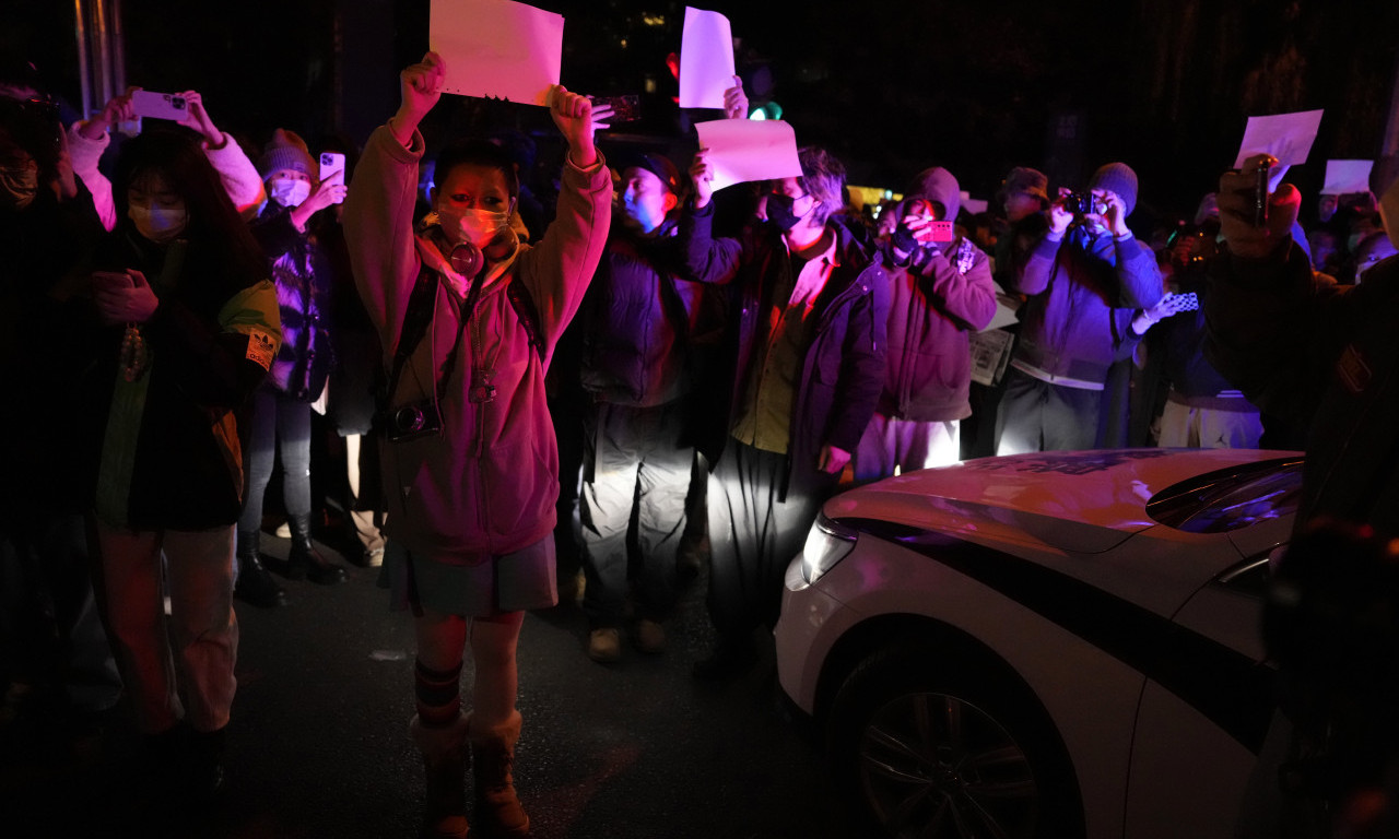 Kina šalje STUDENTE KUĆAMA kako bi "UGASILA" PROTESTE
