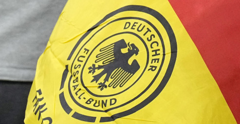 UMRO LEGENDARNI NEMAČKI FUDBALER! Bio je Svetski šampion sa "Pancerima"