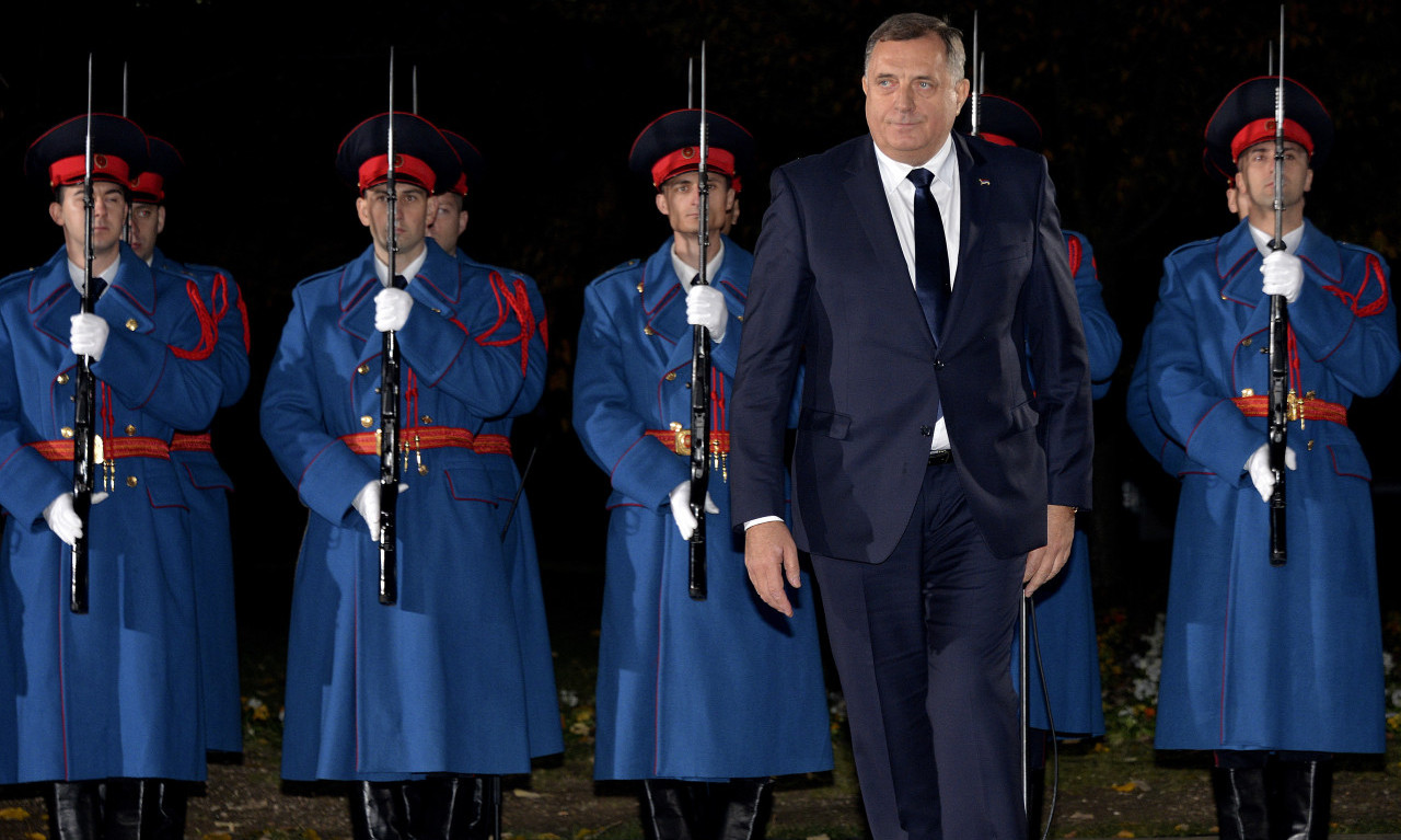 Dodik pravo U METU: Ustavni sud BiH PROTIV Republike Srpske i SRPSKOG NARODA