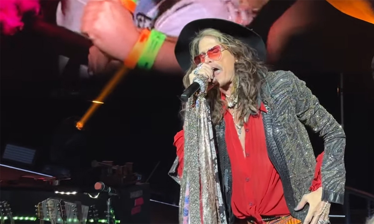 Zbog "misteriozne" bolesti Stiven Tajler U BOLNICI, a nastup u Las Vegasu OTKAZAN