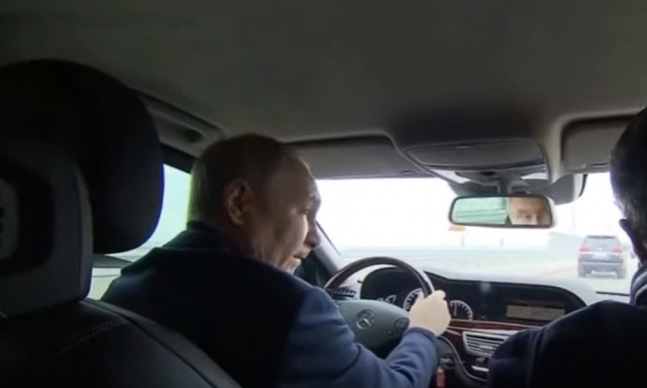 Putin VOZIO automobil preko Krimskog mosta, koji je otvoren posle EKSPLOZIJE