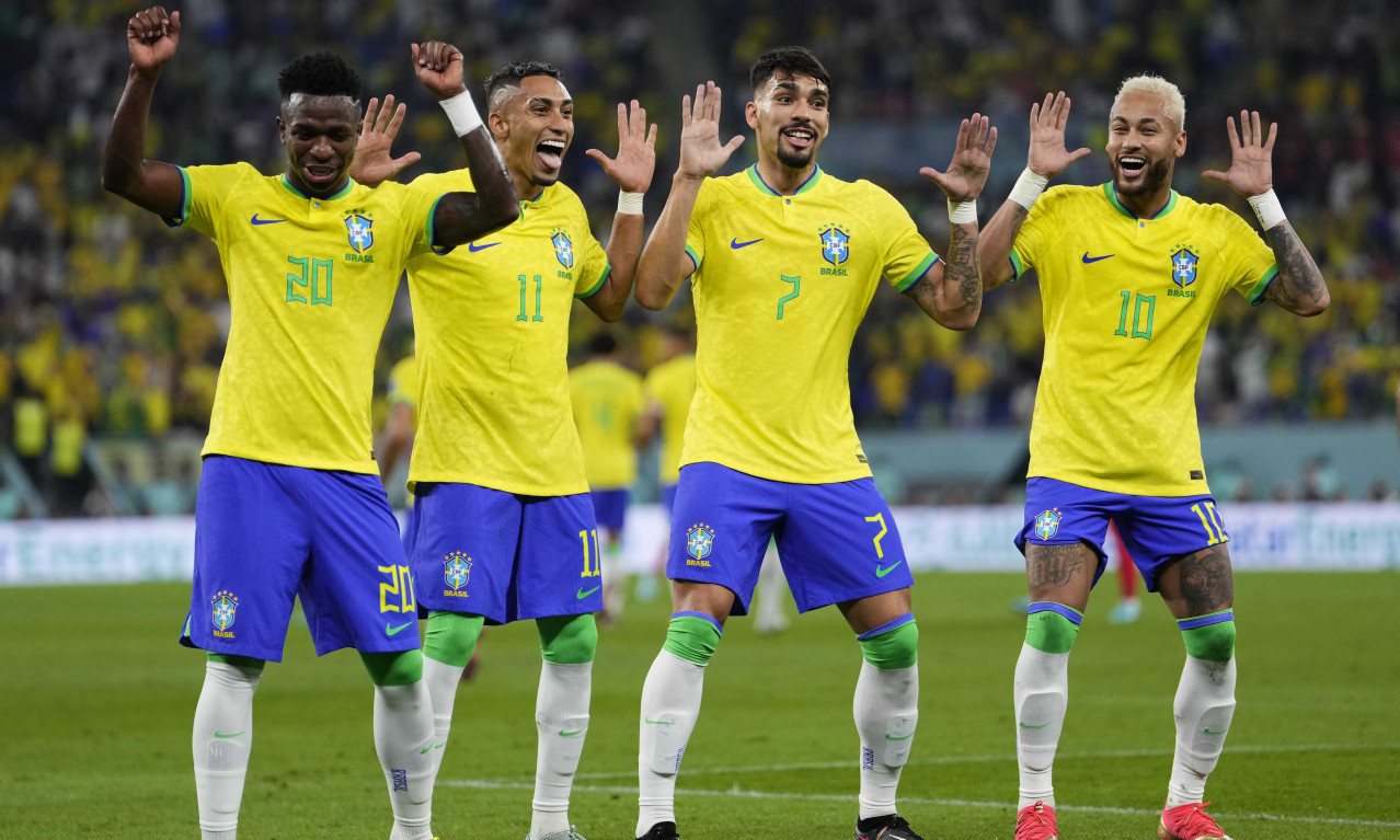 Karioke DOBILE NOVOG SELEKTORA! Dorival Žunior predvodi fudbalere Brazila