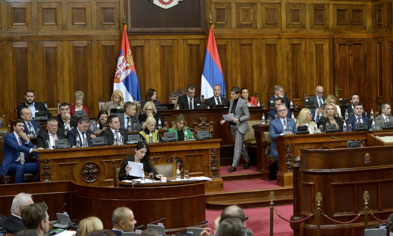 Skupština Srbije: Poslanici satima RASPRAVLJALI o BUDŽETU za 2023.