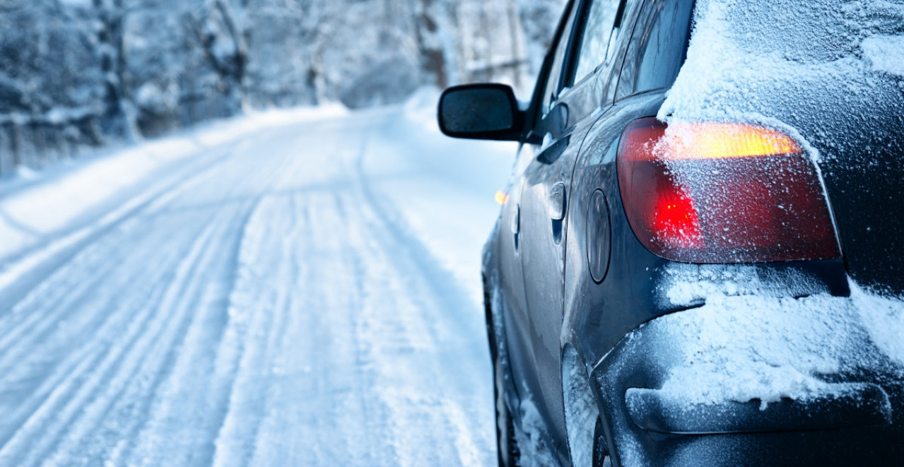 SNEG NA PUTEVIMA U SRBIJI Ove deonice su od jutros opasne za vožnju