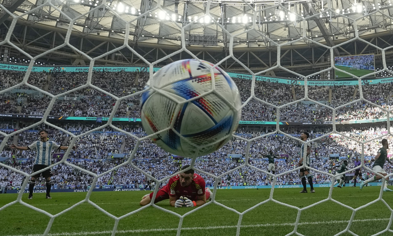 ŠOK U SVETU FUDBALA! UEFA BOJKOTUJE MUNDIJAL? Sledeće Svetsko prvenstvo proći će bez Evrope?!