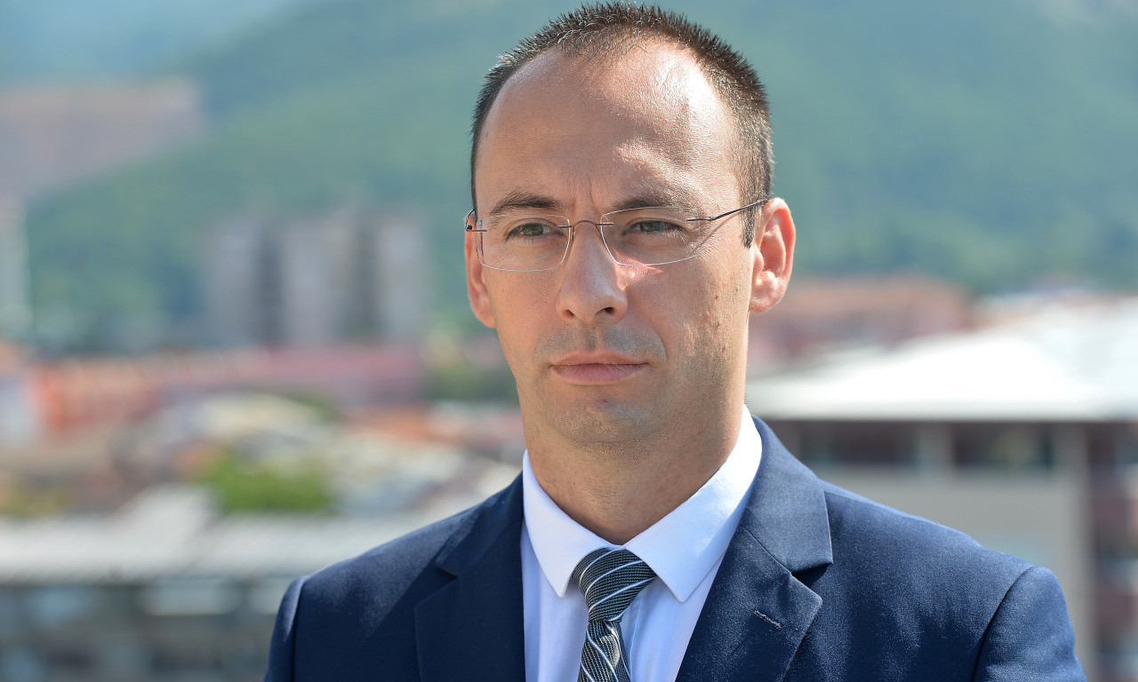 SIMIĆ NAKON OTMICE SRPSKE DEVOJČICE: "Kurtijev režim bez osnova zatvara Srbe, a pušta Albance koji su pokušali otmicu"