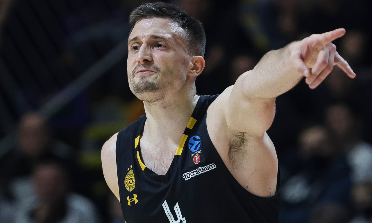 Aleksa AVRAMOVIĆ OPERISAN u Madridu: As PARTIZANA se oglasio na Instagramu