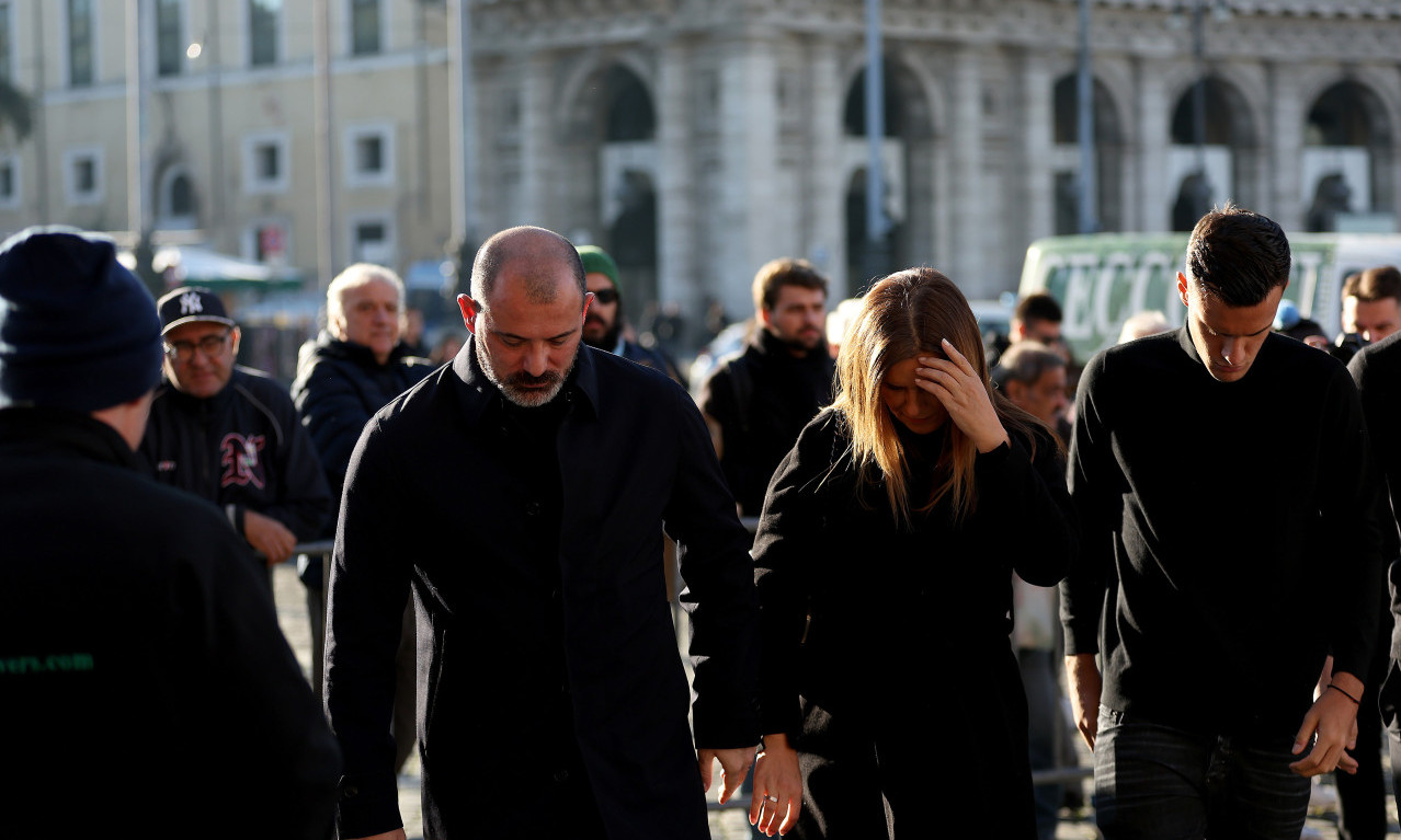 DEJAN STANKOVIĆ I ANA OVDE POSLEDNJI PUT VIĐENI ZAJEDNO Ništa nije slutilo na krah 23 godine dugog braka (FOTO)