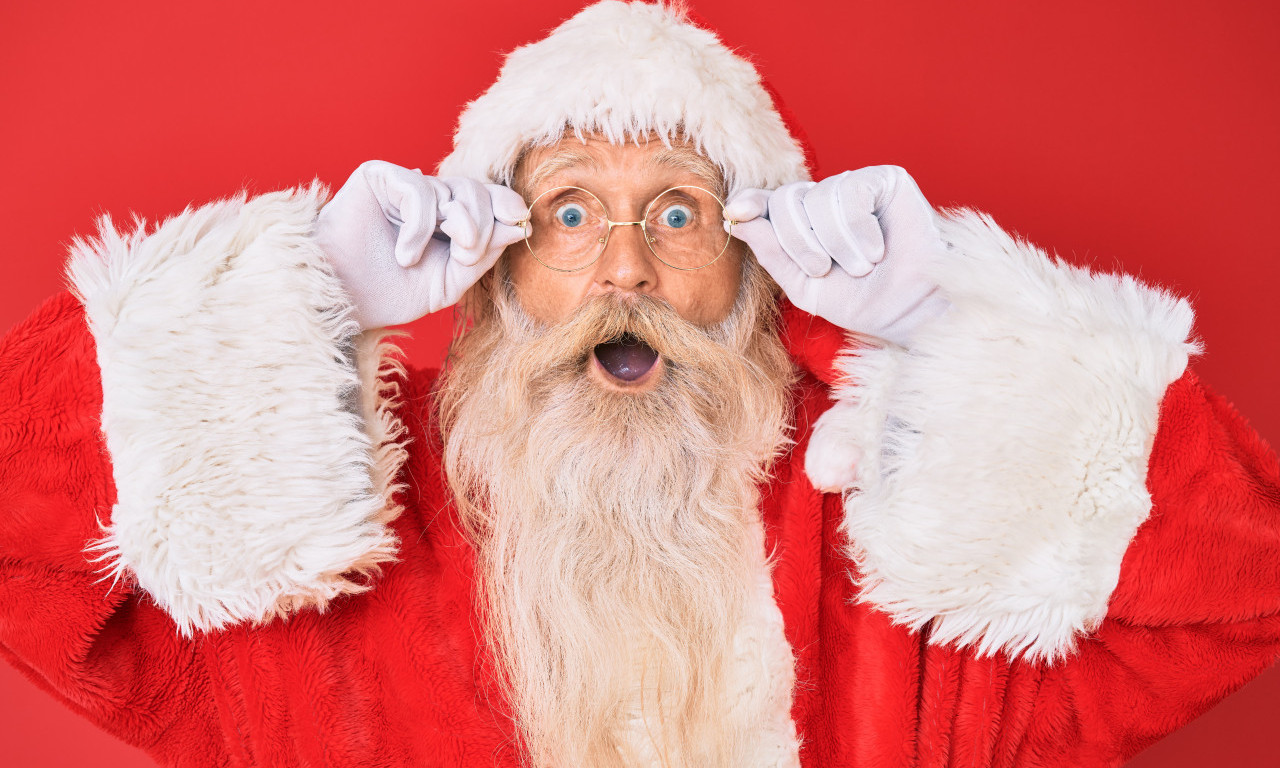 ISKORISTIO JE SVOJE PRAVO: Na izborima za rusku Dumu glasao i Deda Mraz